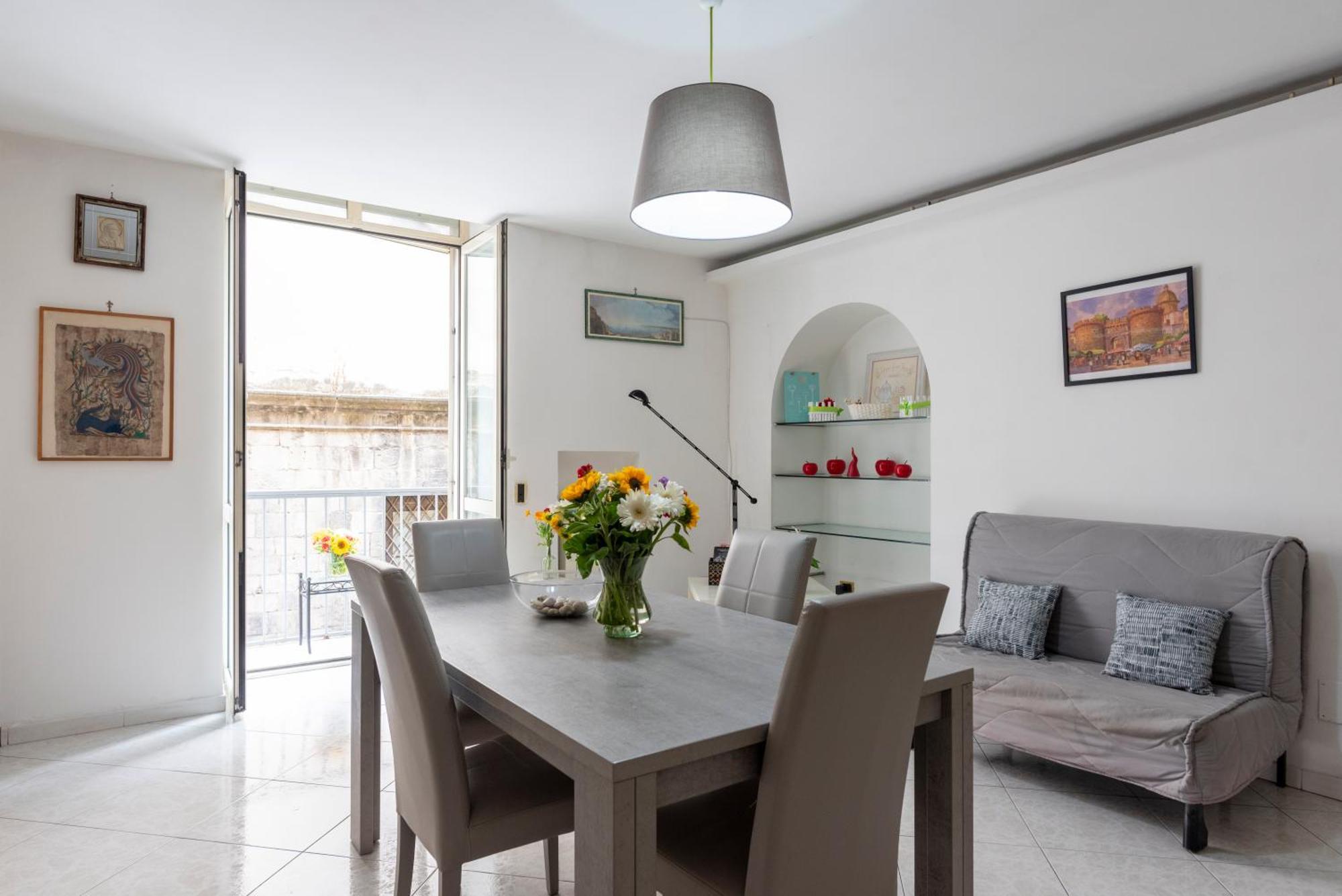 Napoli Centro, Dm Suites 外观 照片