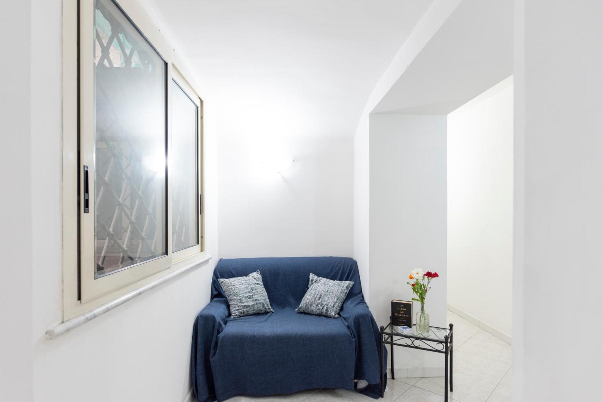 Napoli Centro, Dm Suites 外观 照片